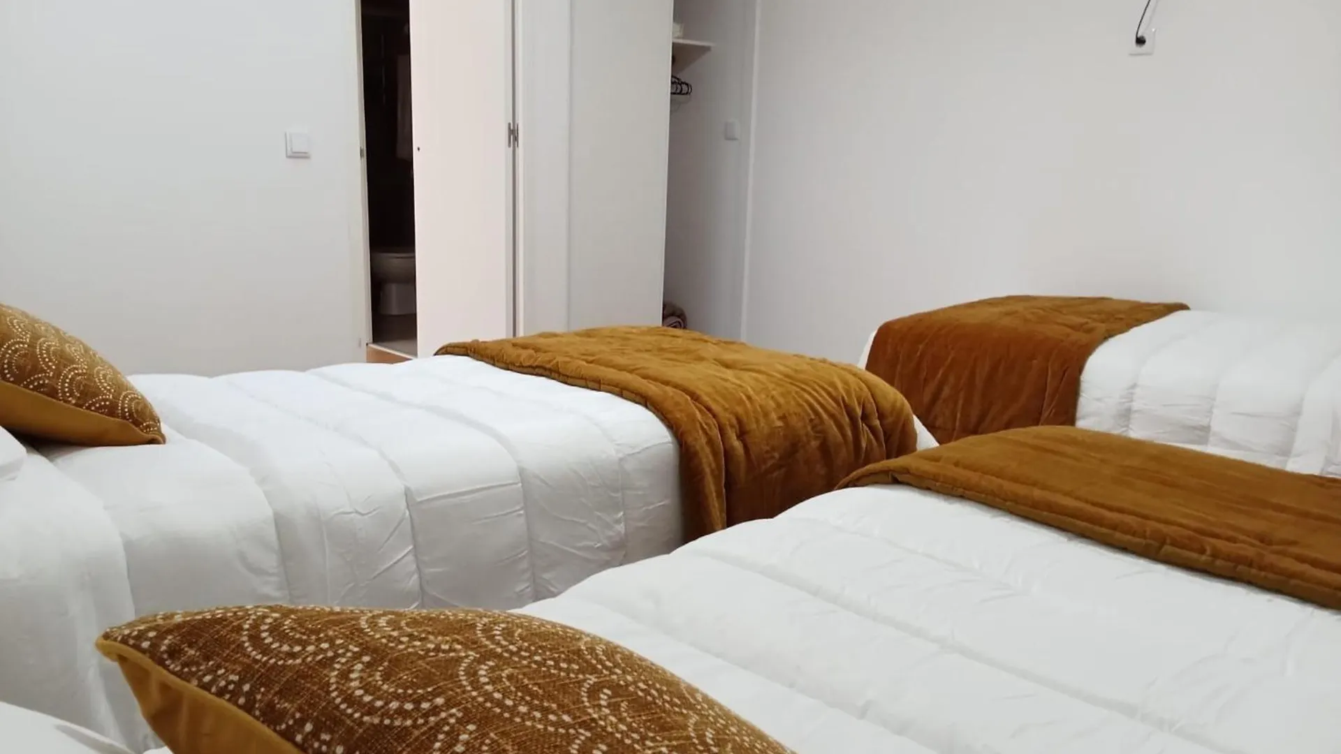 קוימברה Df Alojamentos E Suites 0*,  פורטוגל