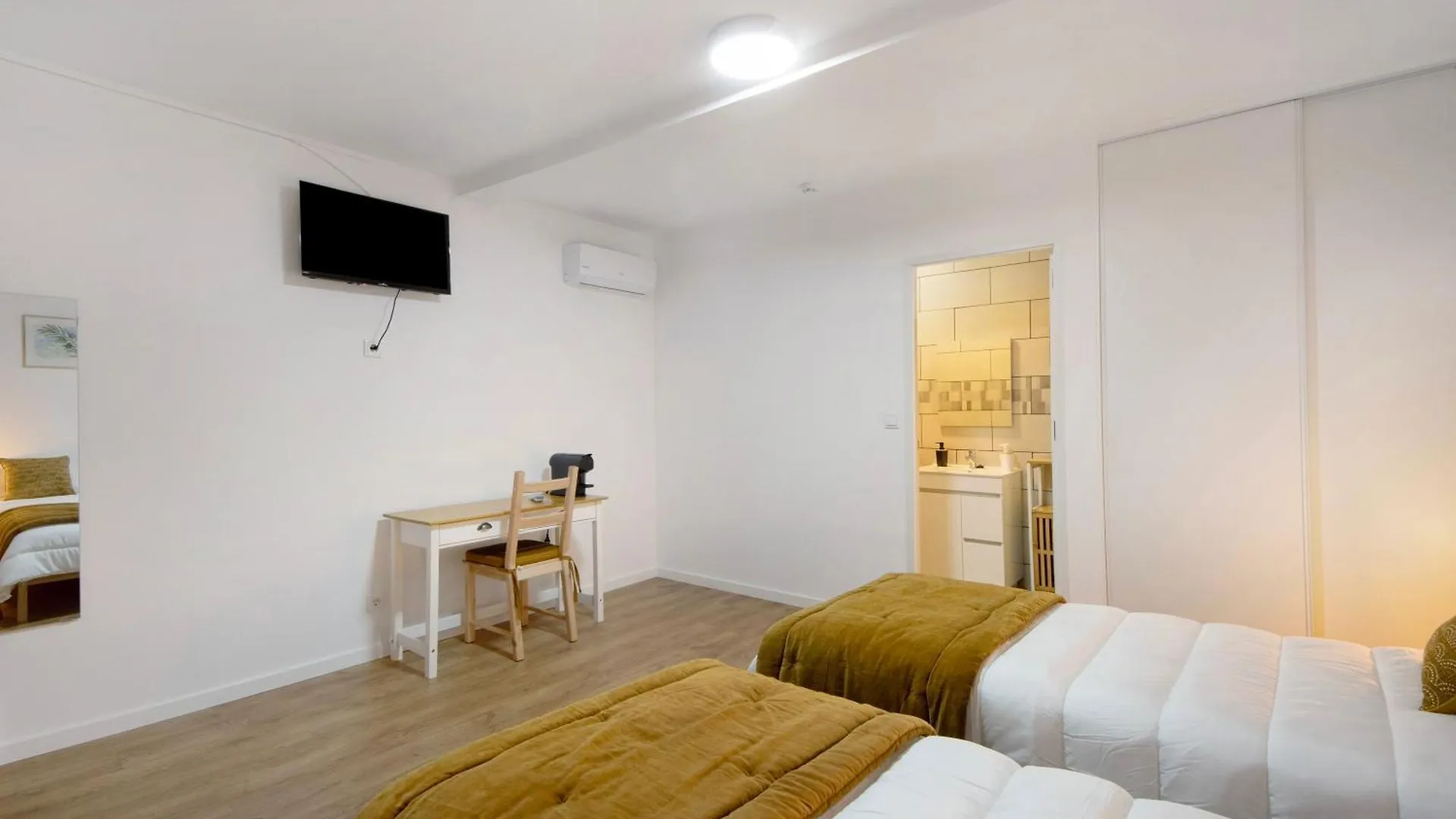 קוימברה Df Alojamentos E Suites וילה