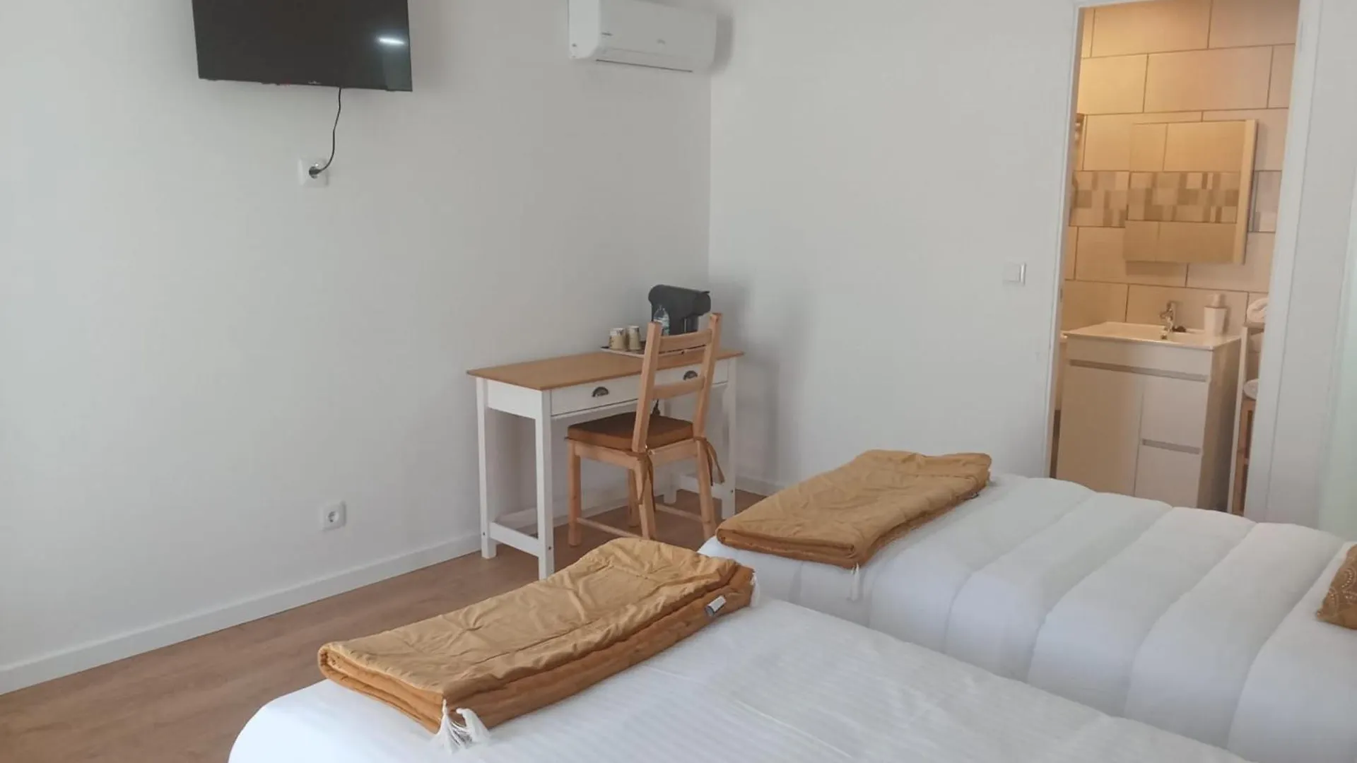קוימברה Df Alojamentos E Suites 0*,