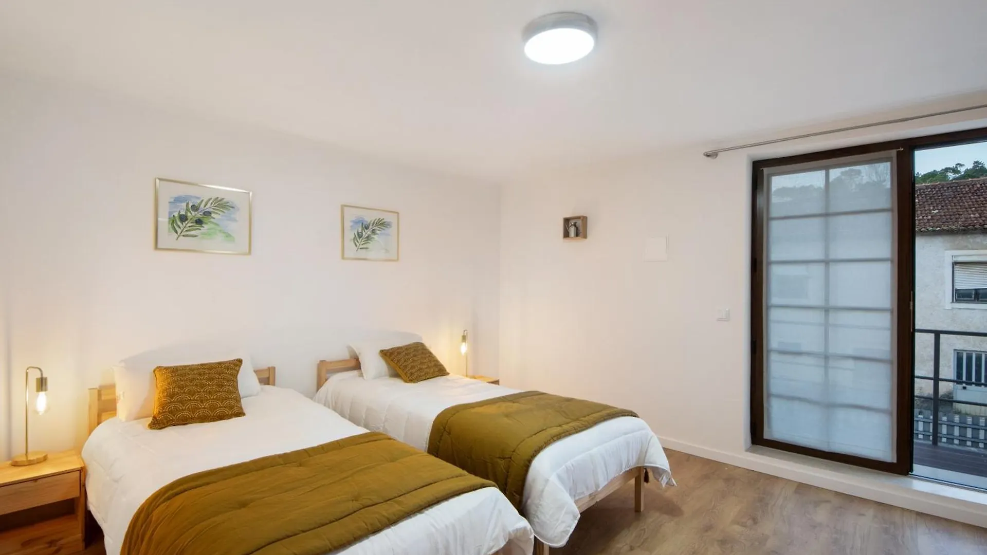 קוימברה Df Alojamentos E Suites 0*,  פורטוגל
